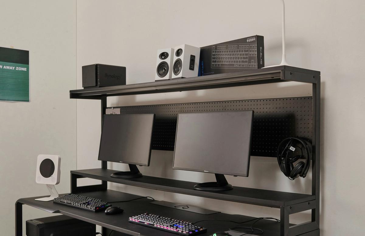 Schreibtisch Metall Schwarz - Schwarz, Design, Holzwerkstoff/Metall (180/70/148cm) - Livetastic