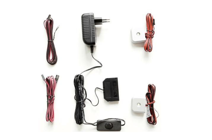 OŚWIETLENIE/PÓŁKI SZKL.-ZESTAW BRIXEN - kolor srebrny, Design, tworzywo sztuczne/metal (4/2/4cm) - Livetastic