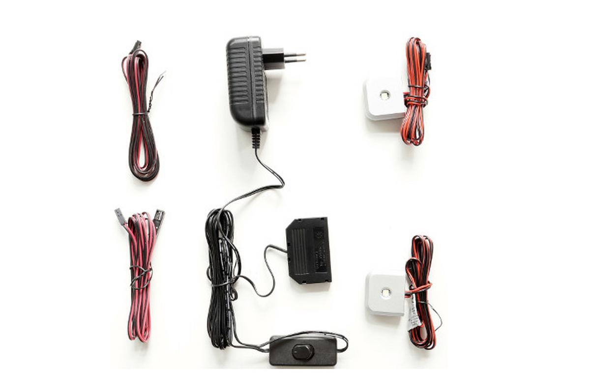 OŚWIETLENIE/PÓŁKI SZKL.-ZESTAW BRIXEN - kolor srebrny, Design, tworzywo sztuczne/metal (4/2/4cm) - Livetastic