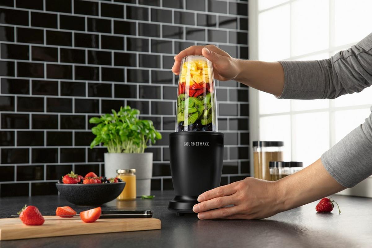 BLENDER DO SMOOTHIE 16821 - czarny/przezroczysty, Basics, tworzywo sztuczne/metal (11,5/11,5/31,8cm) - GOURMETMAXX