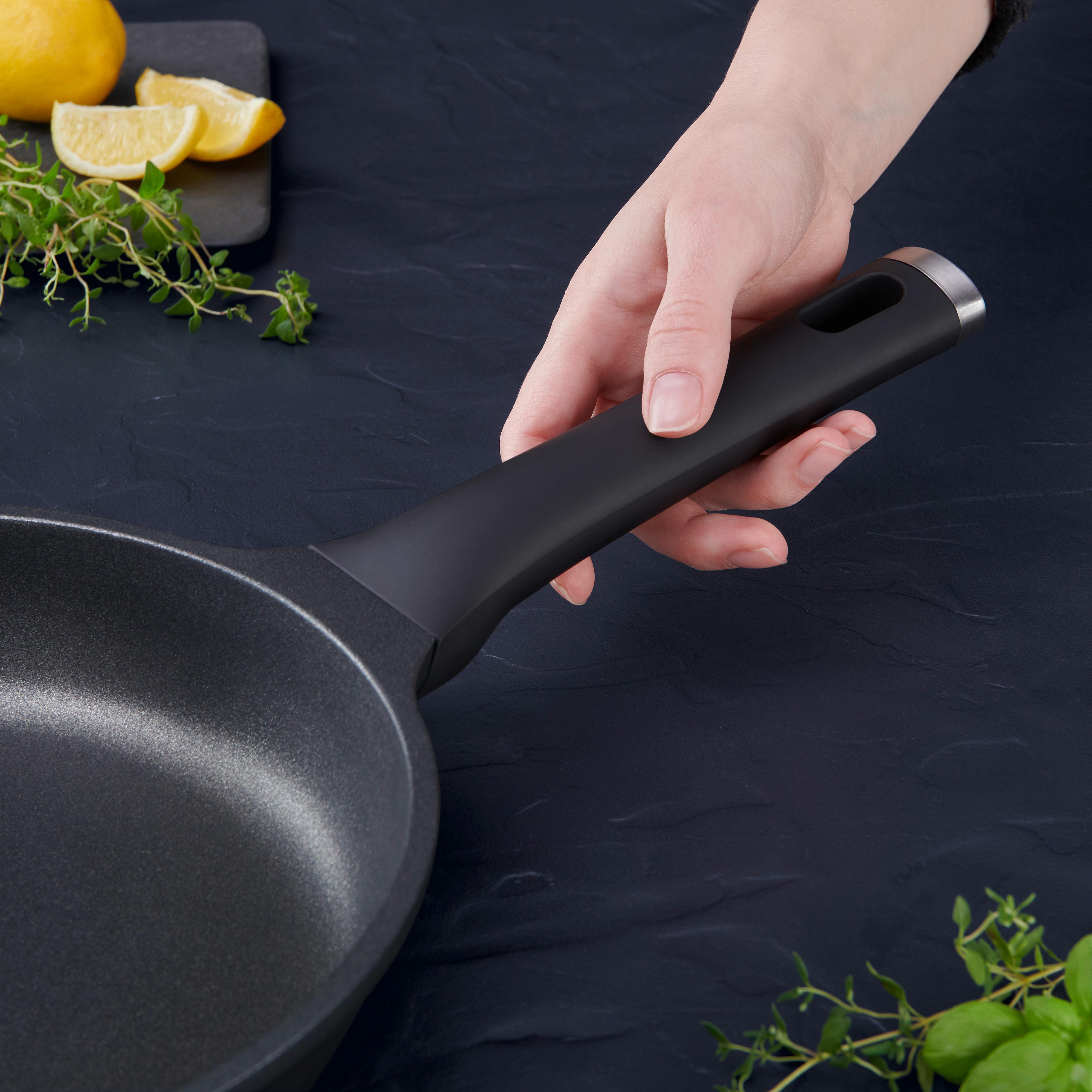 Bratpfanne Black Line in Schwarz Ø 24cm - Schwarz, KONVENTIONELL, Kunststoff/Metall (24/5cm) - Gourmesto