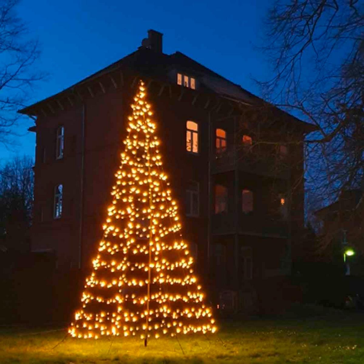 Weihnachtsbaum max. 5,5 Watt - Basics (200cm)