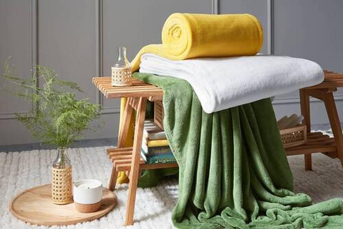 Puha Takaró Kuschelix - sárga, textil (140/200cm) - Modern Living