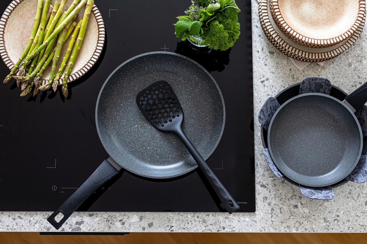 Pfannenset 935584 - Schwarz, Basics, Metall - Mäser