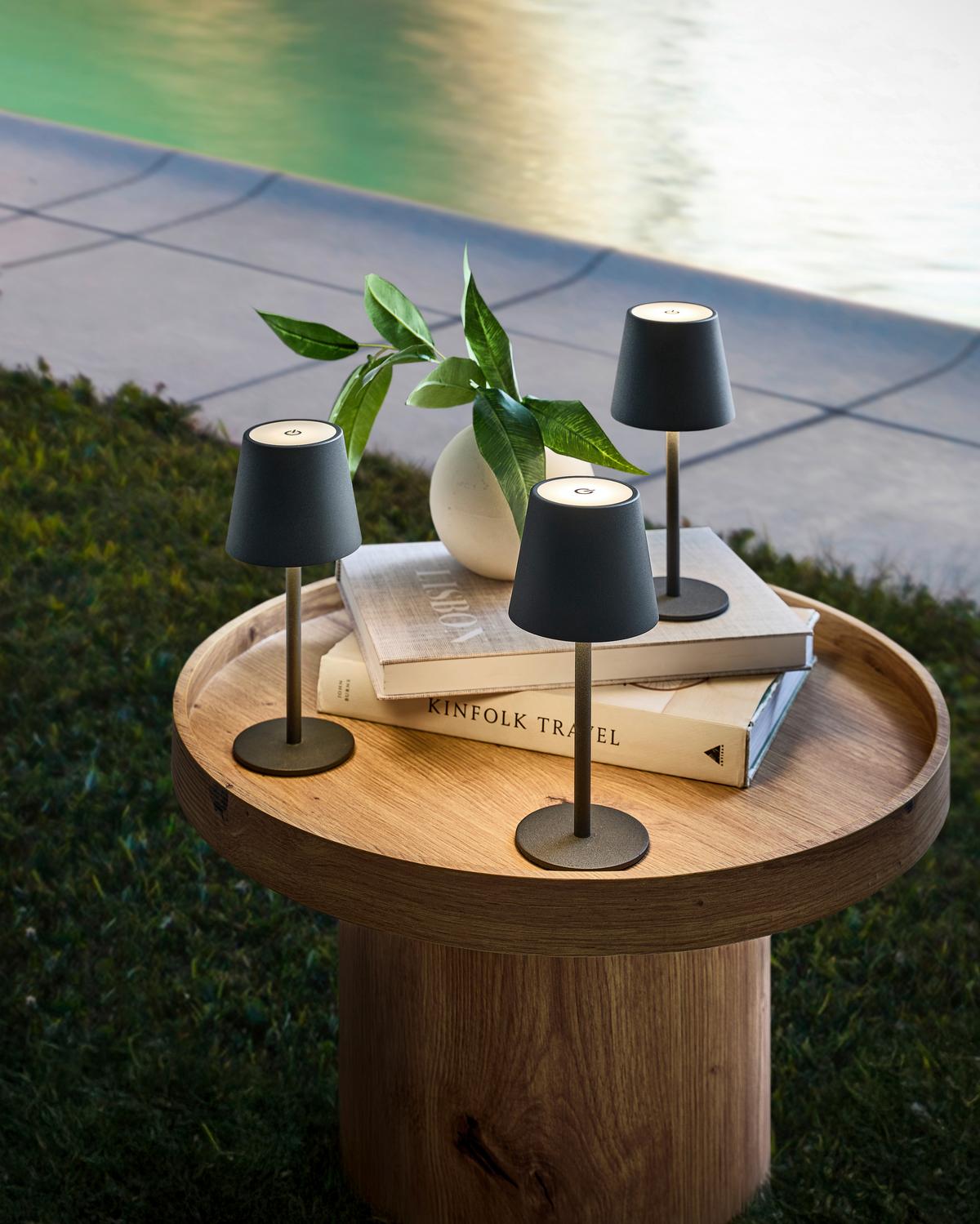 LAMPA STOŁOWA Z AKUMULATOREM JUBIDUBILÄUM - czarny, Basics, tworzywo sztuczne/metal (8,6/20,3cm) - Novel