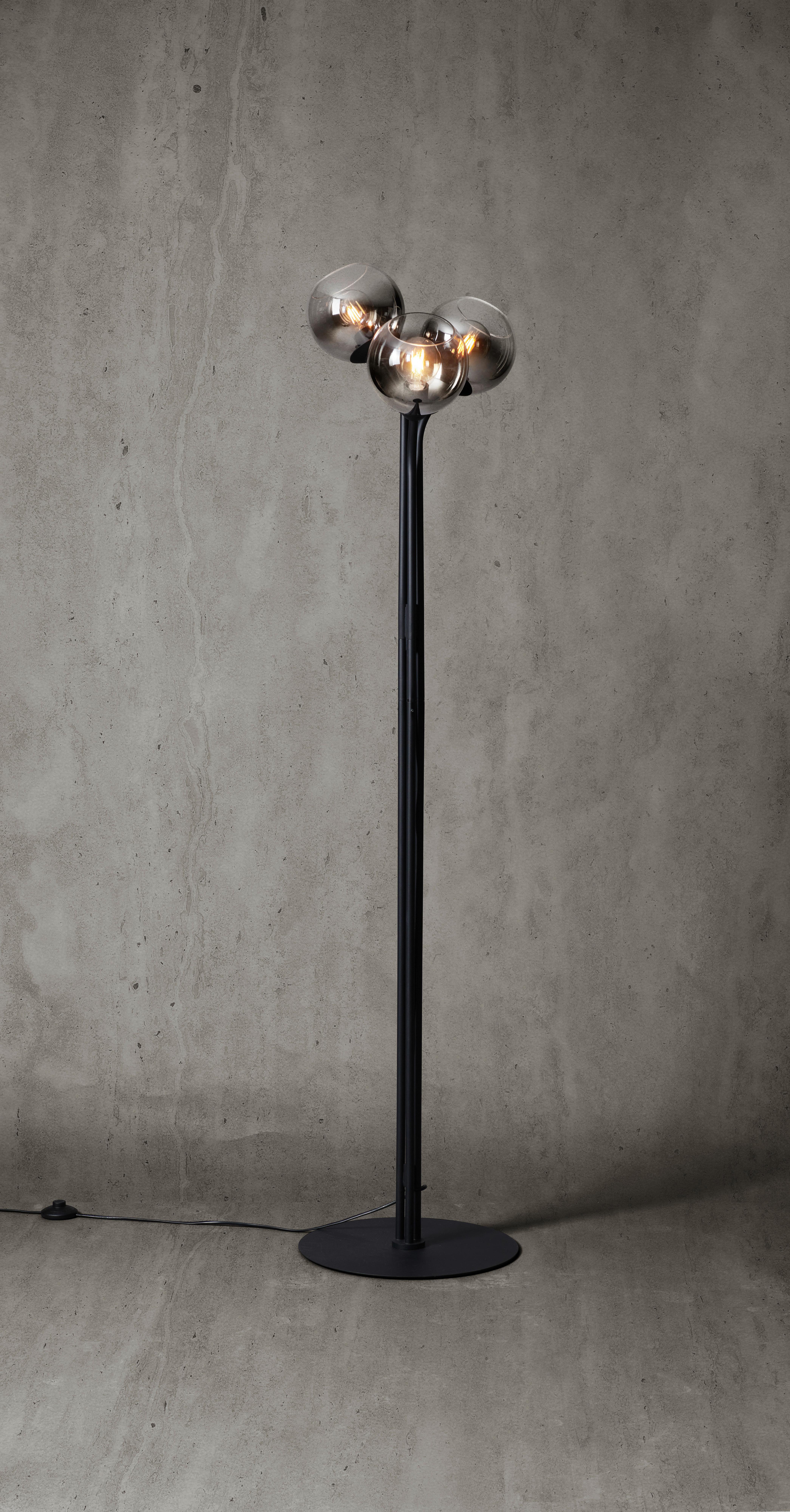 Lampadar Kian - culoare crom/negru, Modern, sticlă/metal (42/165cm) - Visiona