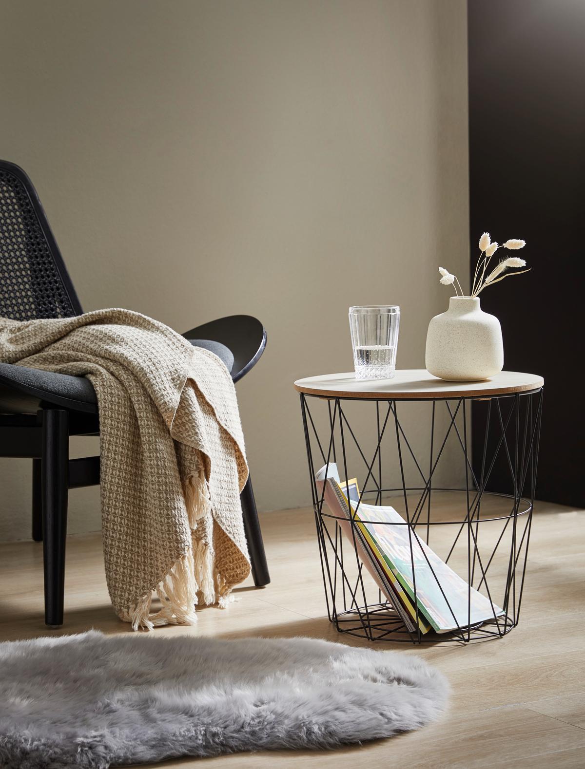 STOLIK BOCZNY 919281 - kolor naturalny/czarny, Design, materiał drewnopochodny/metal (40/40/41cm) - Ambia Home