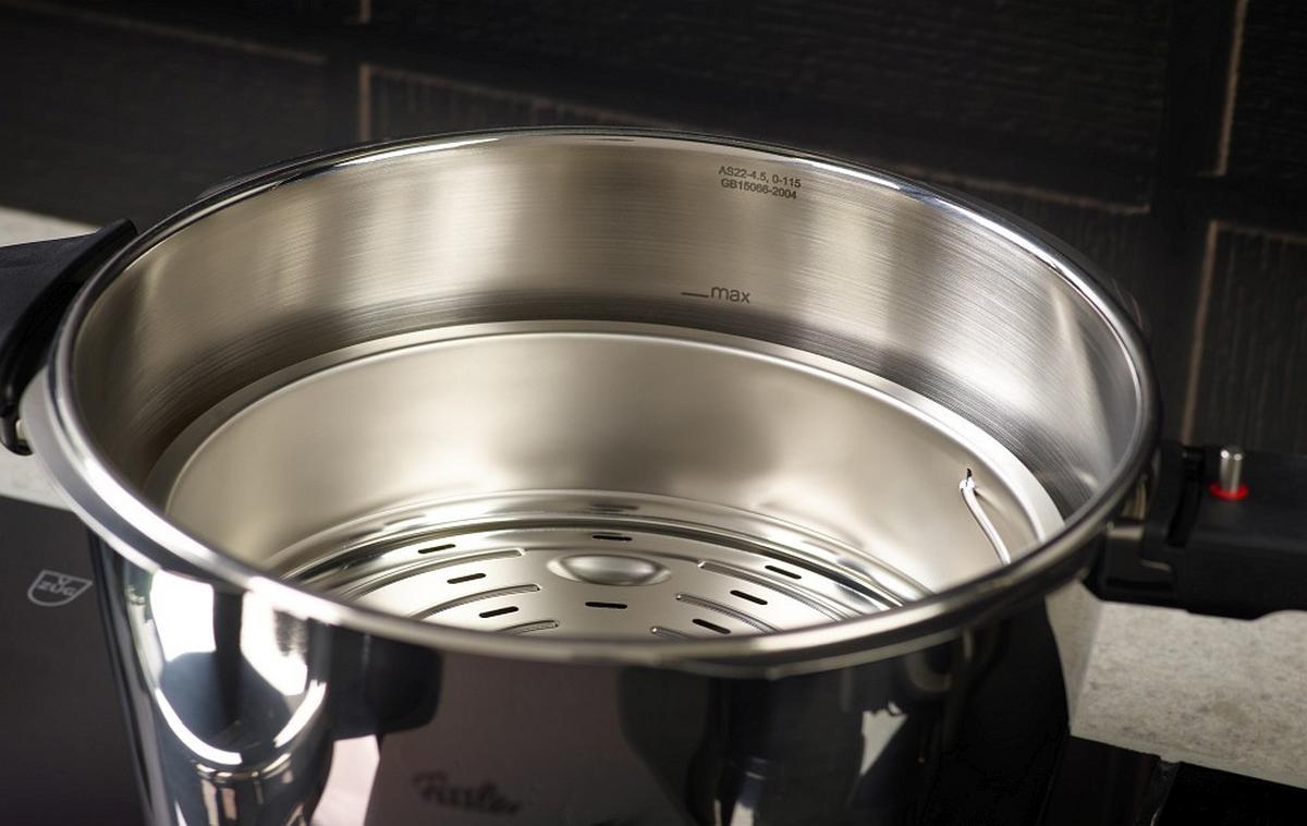 SZYBKOWAR 602-410-06-070/0 FISSLER - kolor srebrny/kolor stalowy, Basics, metal (22/220cm) - Fissler