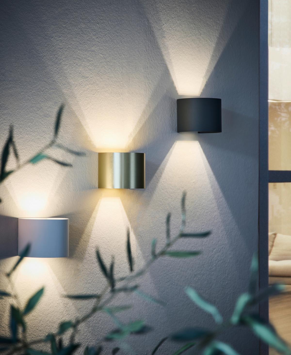 KINKIET LED 09218/04/02 XIO - kolor mosiężny, Design, metal (11/13/9.7cm) - Lucide