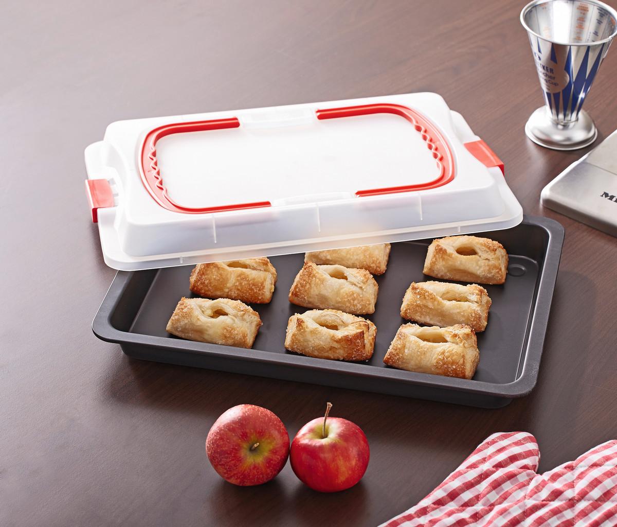 BLACHA DO PIECZENIA 1012 - czerwony/czarny, Basics, tworzywo sztuczne/metal (29/42/4cm) - Dr.Oetker