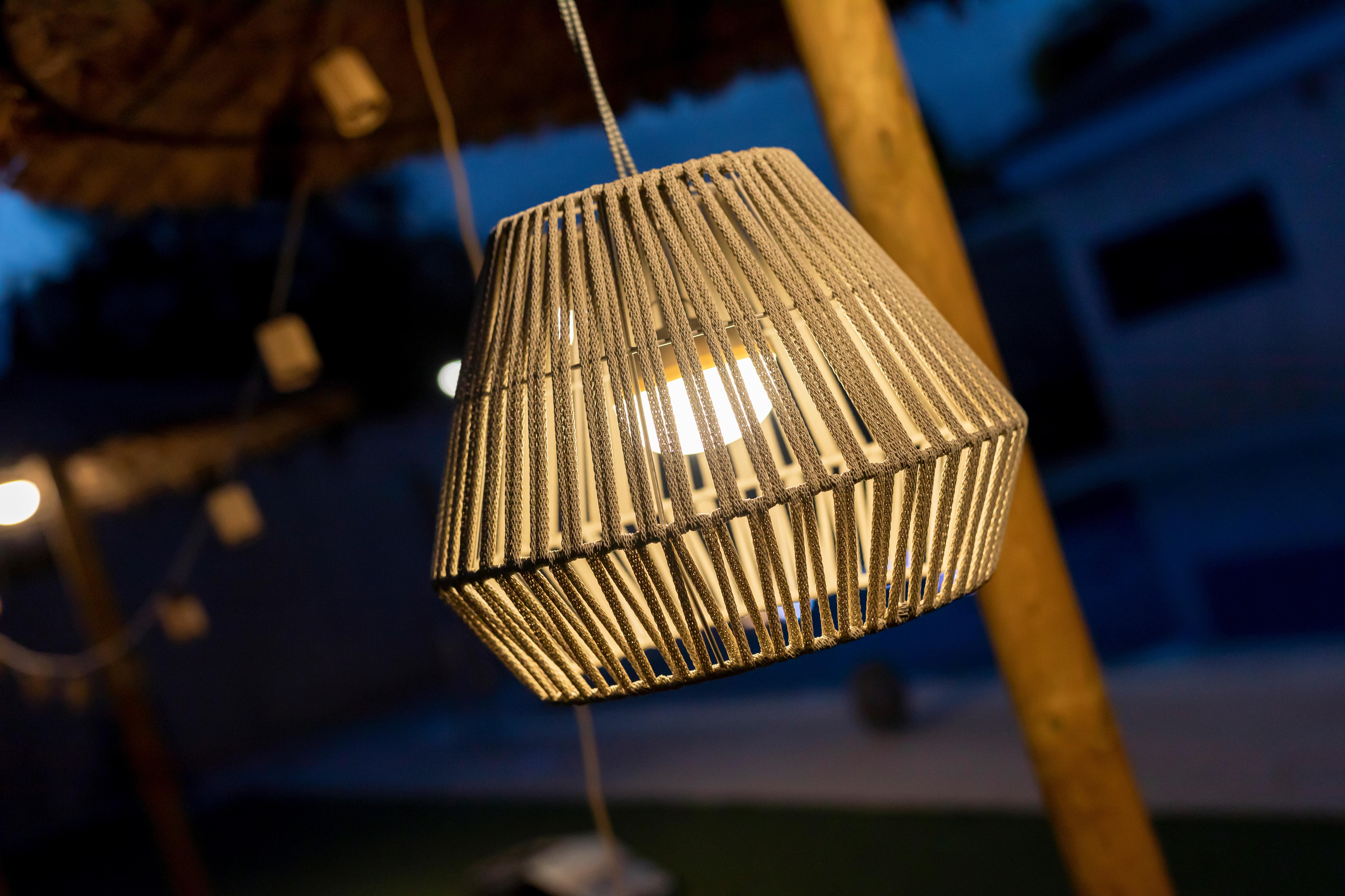 ZEWNĘTRZNA LAMPA WISZĄCA LUMCNT030SXHWNW CONTA - taupe, Natur, tworzywo sztuczne (40/30.5/40cm) - Newgarden