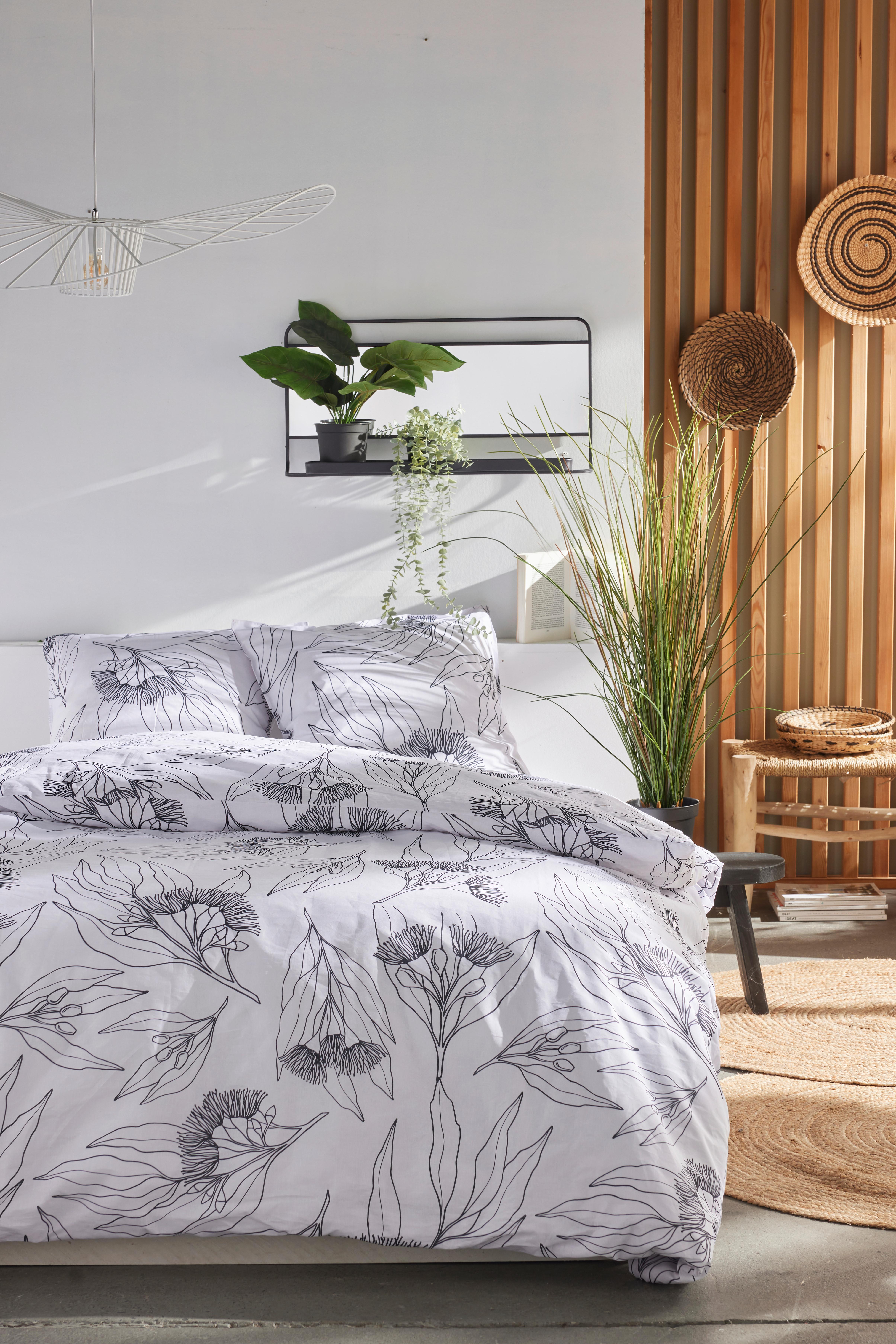 Lenjerie de pat Flora Art cca. 200x220/2X50x70 cm - lila, Modern, textil (200/220cm)