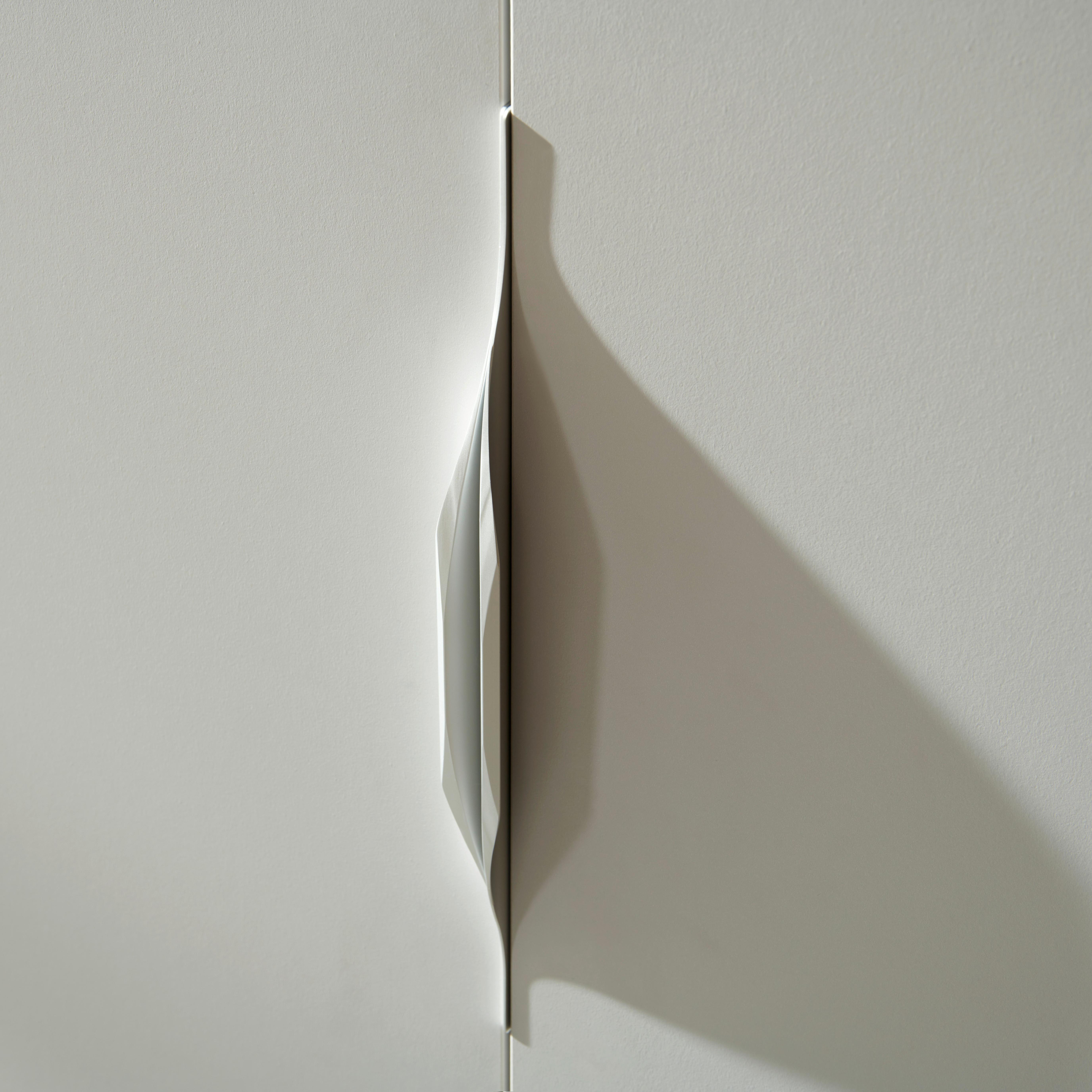 Ručkica Unit - boje aluminija, Moderno, metal (32cm) - Based