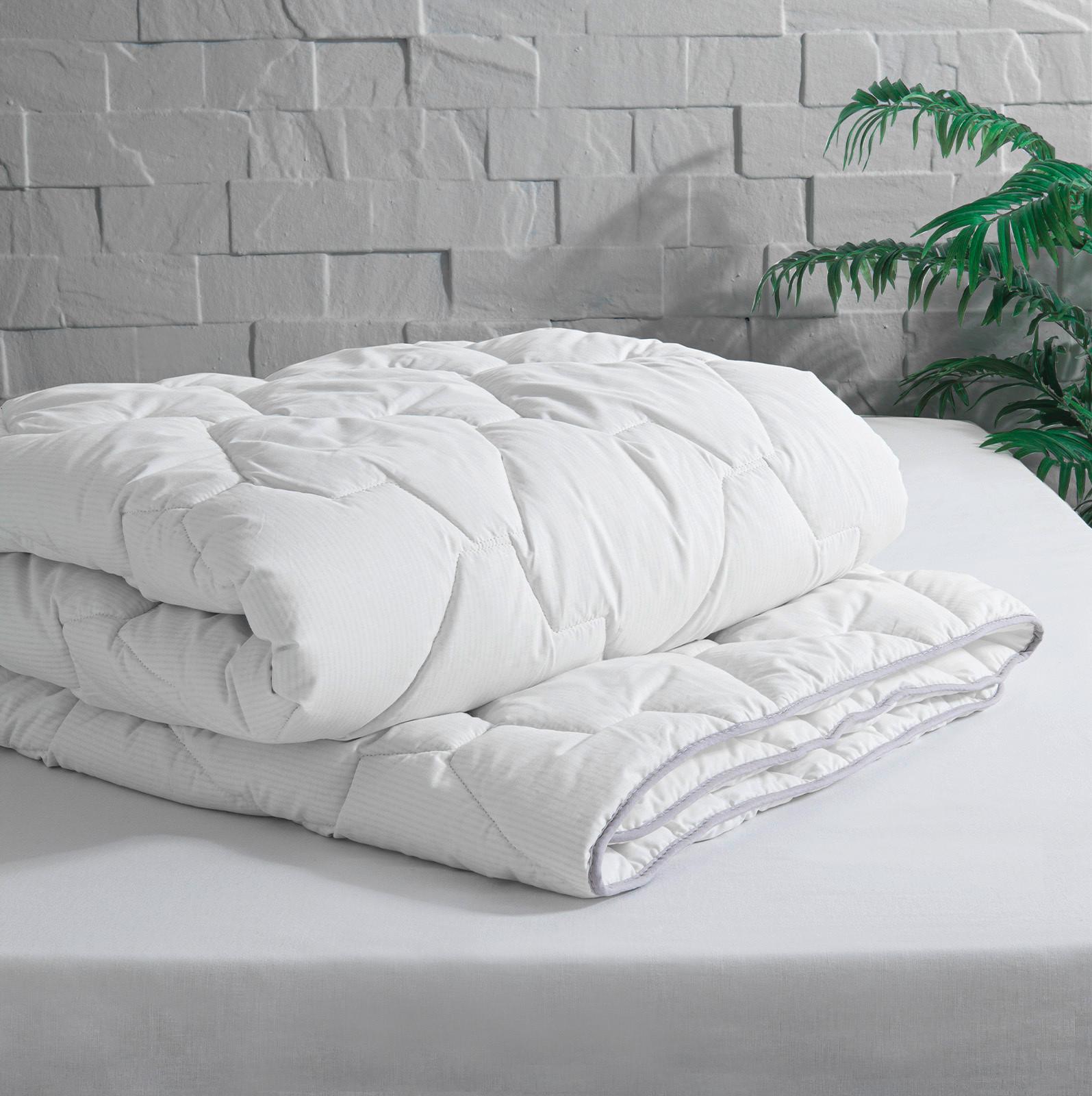 Bettdecke Tesla Sleep ca. 240x220x5 cm Weiß - Weiß, Basics, Textil (240/220/5cm) - Yatas