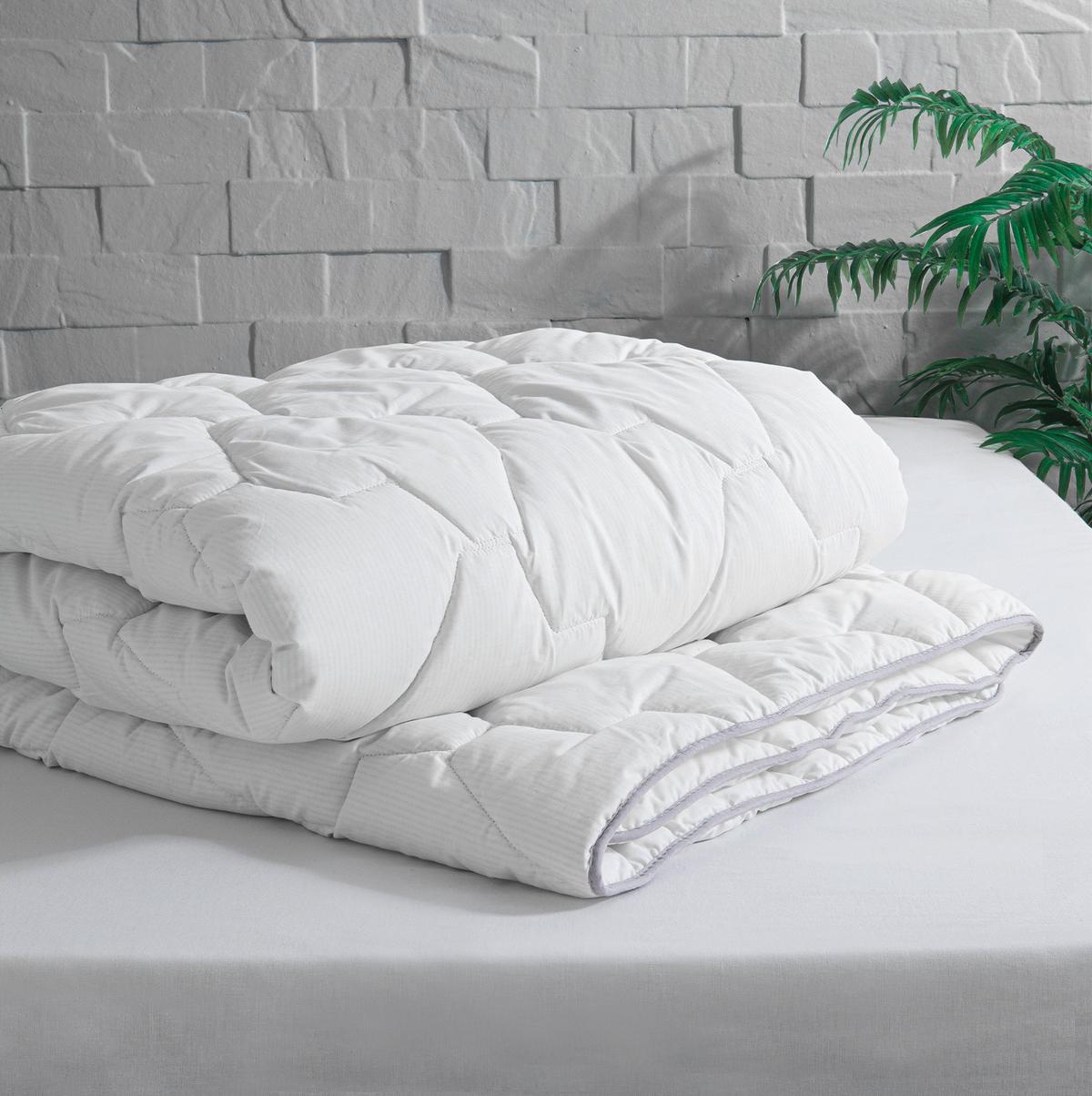 Bettdecke Tesla Sleep ca. 155x220x4 cm Weiß - Weiß, Basics, Textil (155/220/4cm) - Yatas