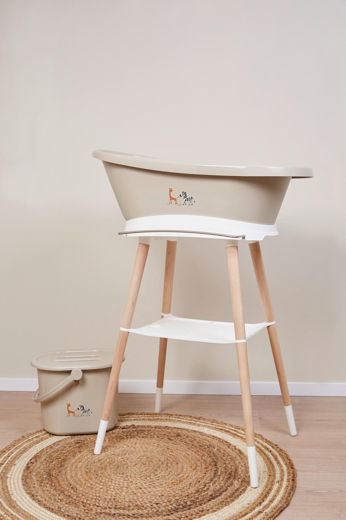 KOSZ NA PIELUCHY WINDELEIMER - taupe, Basics, tworzywo sztuczne (36,5/32/28cm) - Bebe Jou