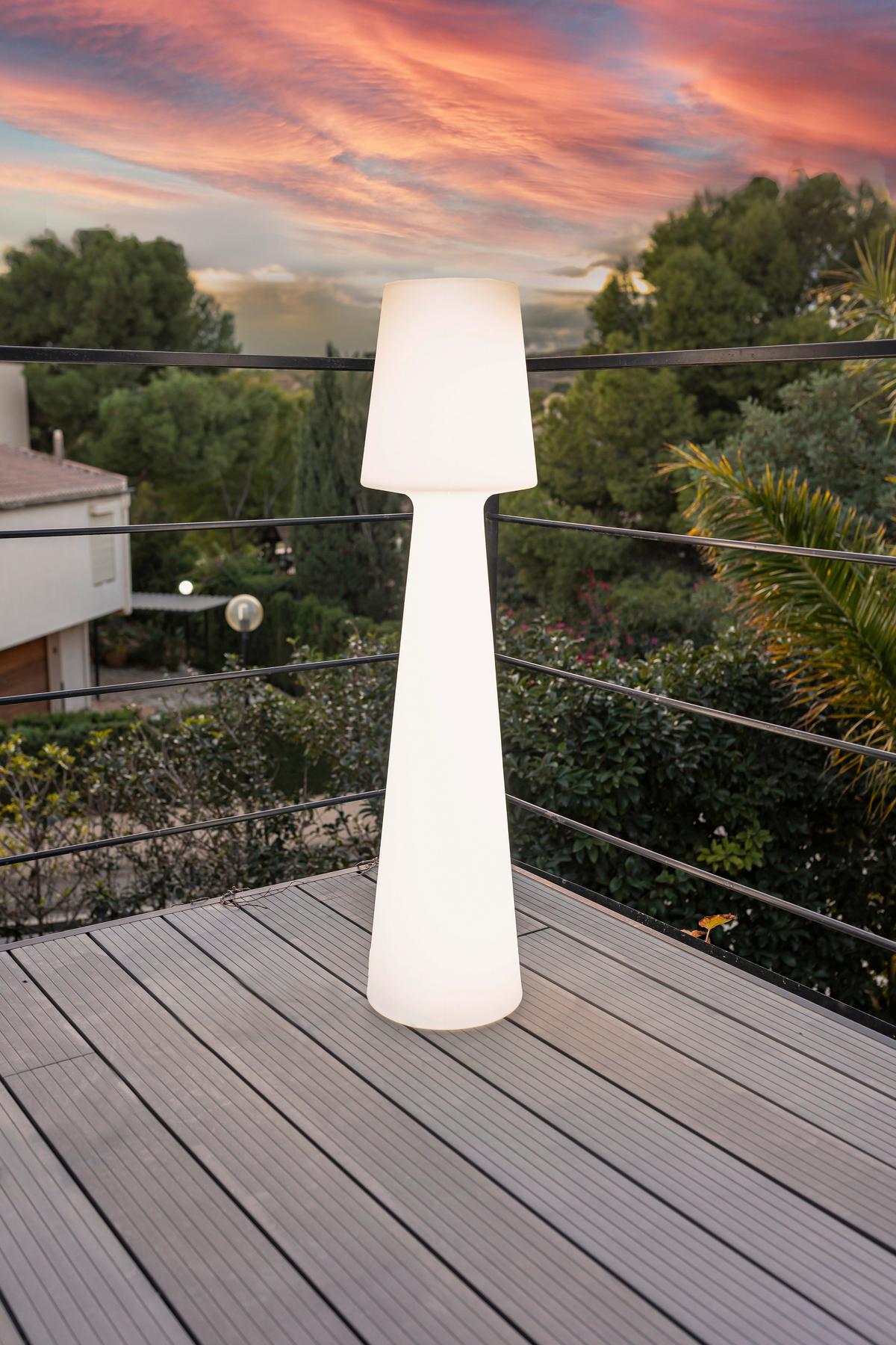 ZEWNĘTRZNA LAMPA STOJĄCA LOLA 110 LUMLL110OFNW - biały/przezroczysty, Konventionell, tworzywo sztuczne (26,5/110cm) - Newgarden