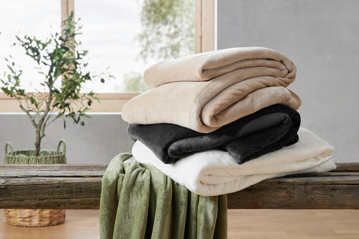 Kuscheldecke Michael in Weiß ca. 220x240cm - Weiß, Textil (220/240cm) - Modern Living