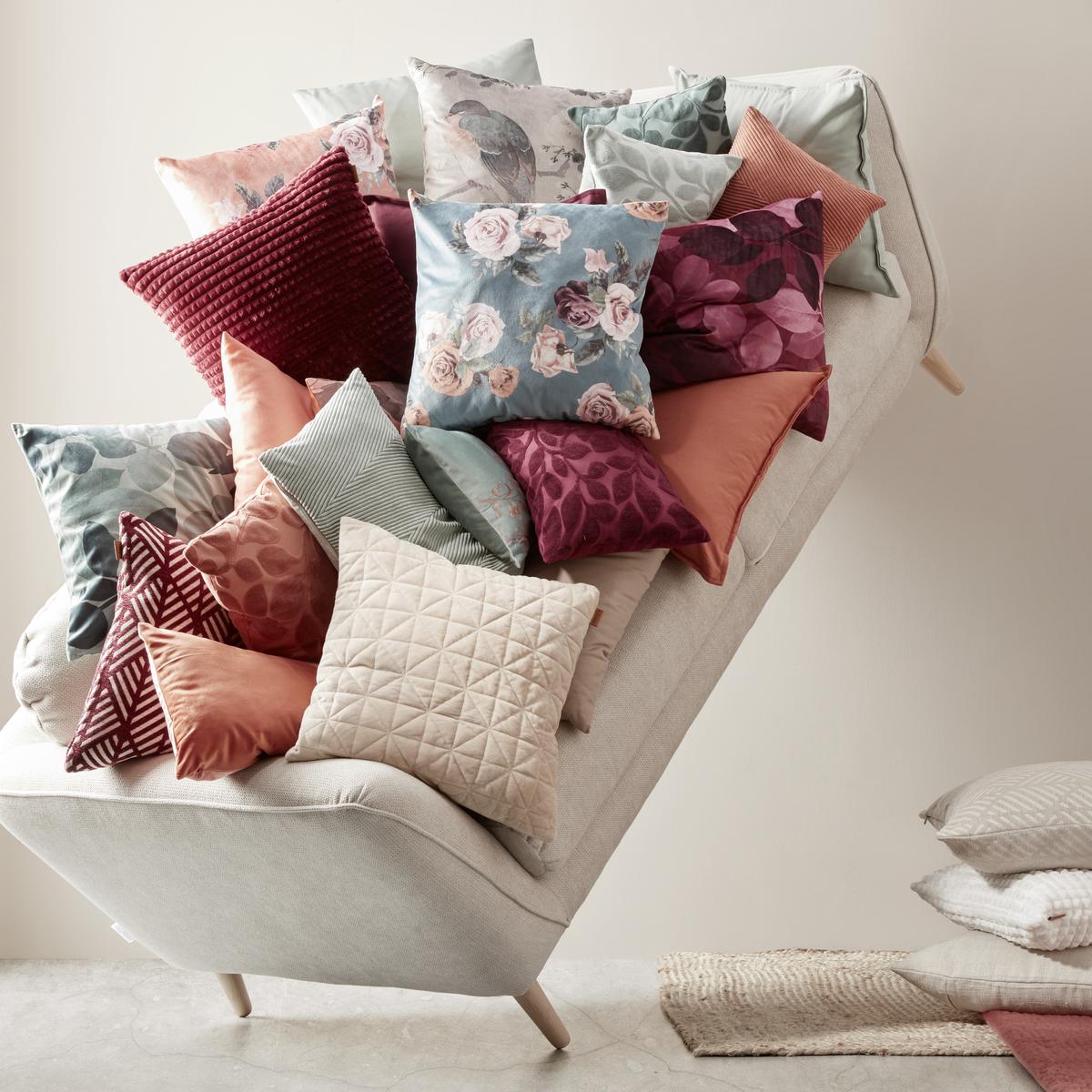 Kissenhülle Mary aus Samt ca. 45x45 cm - Naturfarben, Modern, Textil (45/45cm) - Modern Living