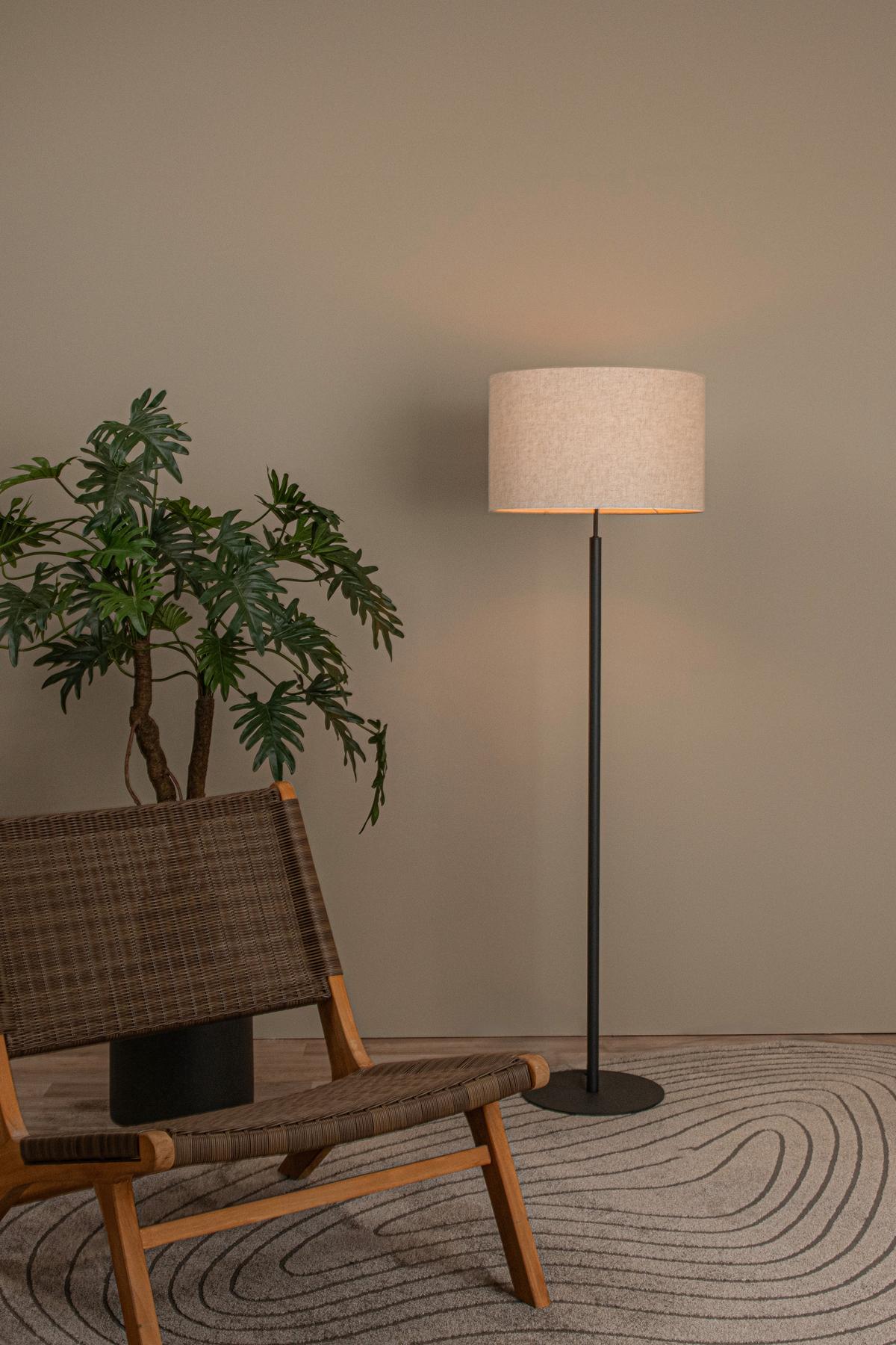 LAMPA STOJĄCA 45709/81/38 MAYA - Lifestyle (45/45/150cm) - Lucide