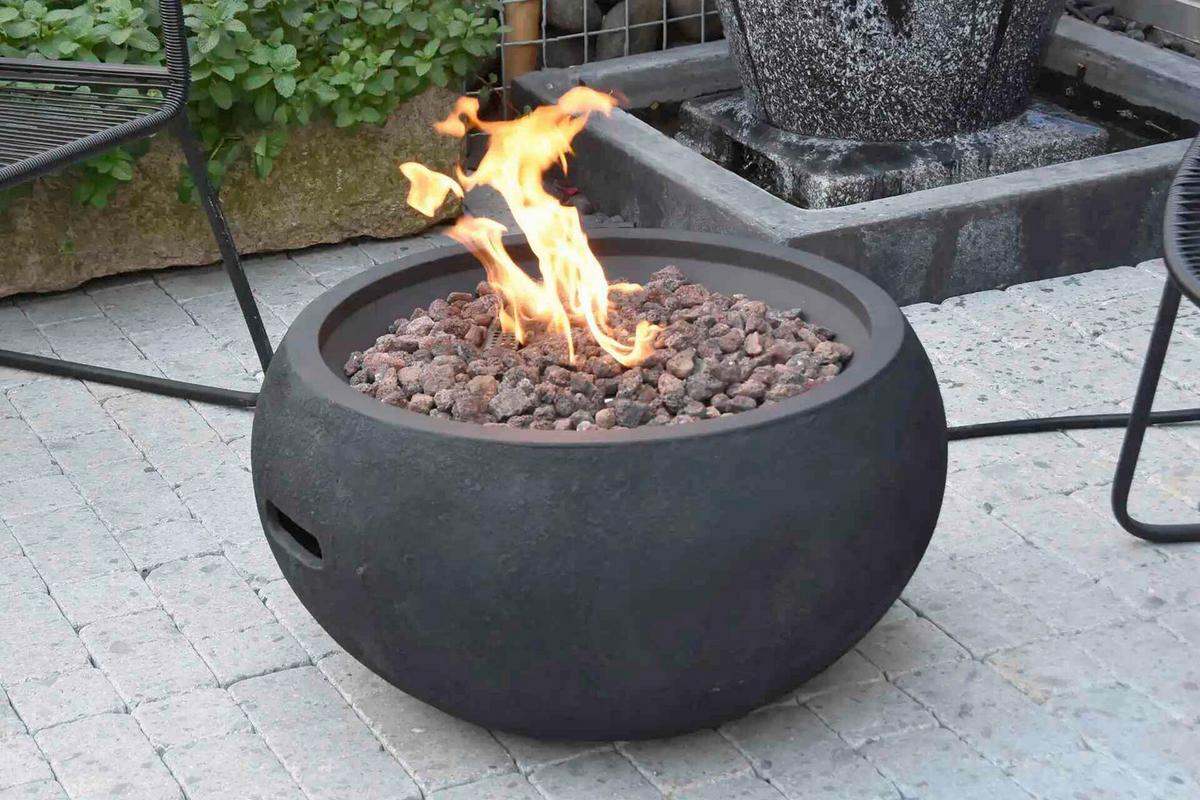 Feuerstelle York Schwarz - Schwarz, KONVENTIONELL, Stein/Metall (68/68/36cm) - Gardenson
