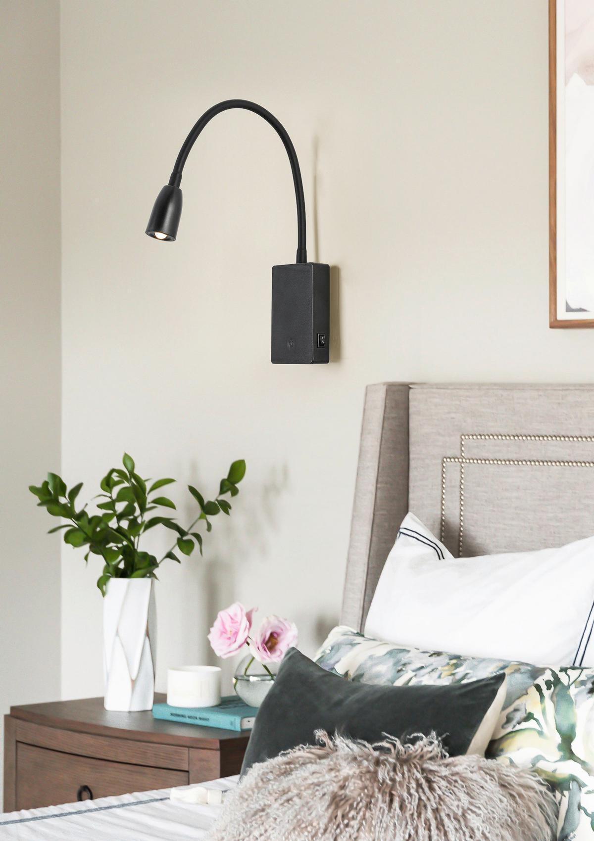 LED-Wandleuchte Witi Schwarz max. 2 Watt - Schwarz, MODERN, Kunststoff/Metall (3,08/7/max 49,65cm) - Mömax