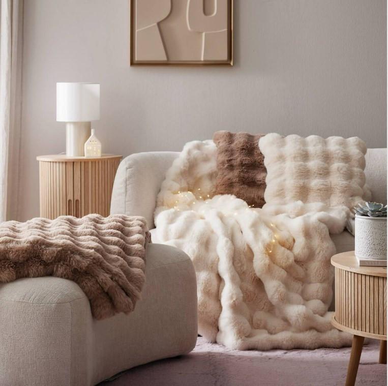 PÄLSPLÄD BELLA - taupe, Modern, textil (130/180cm) - Premium Living