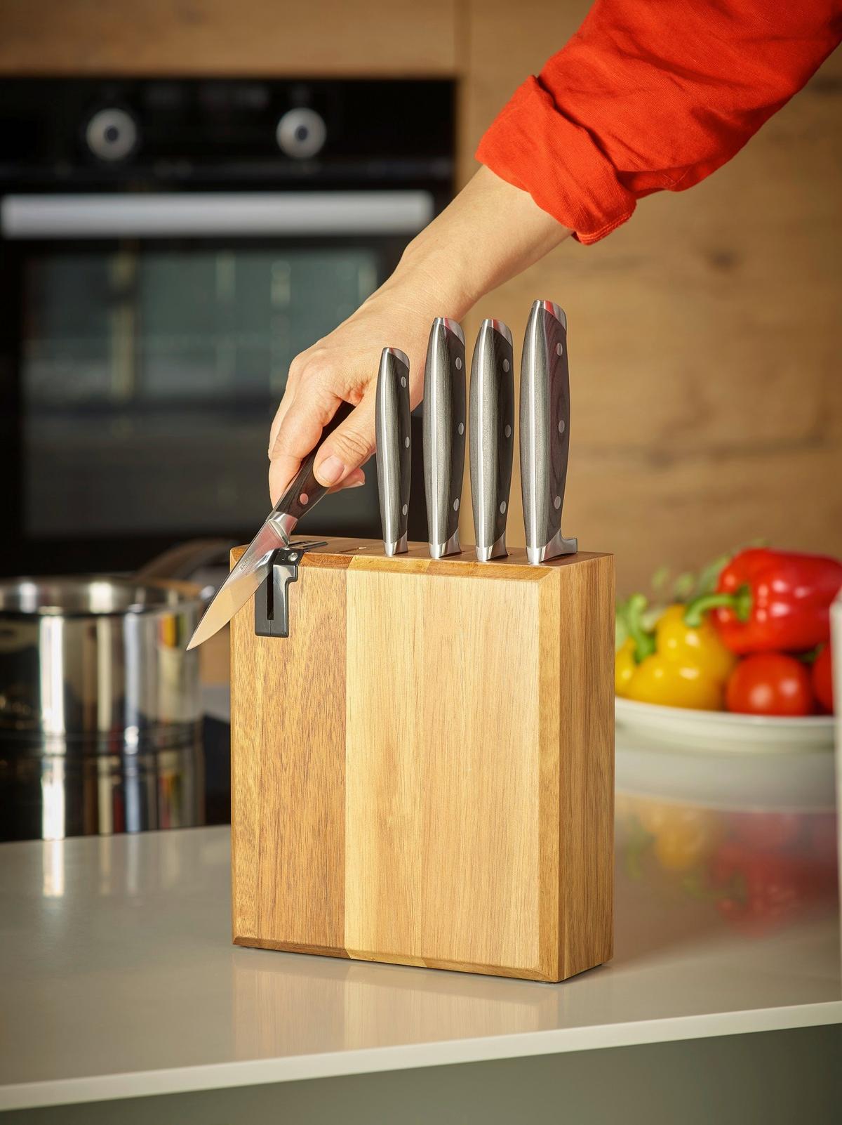 Messerblock Fabius aus Akazie, 6-teilig - Braun, MODERN, Holz/Metall (24,5/9,5/36,4cm) - Echtwerk