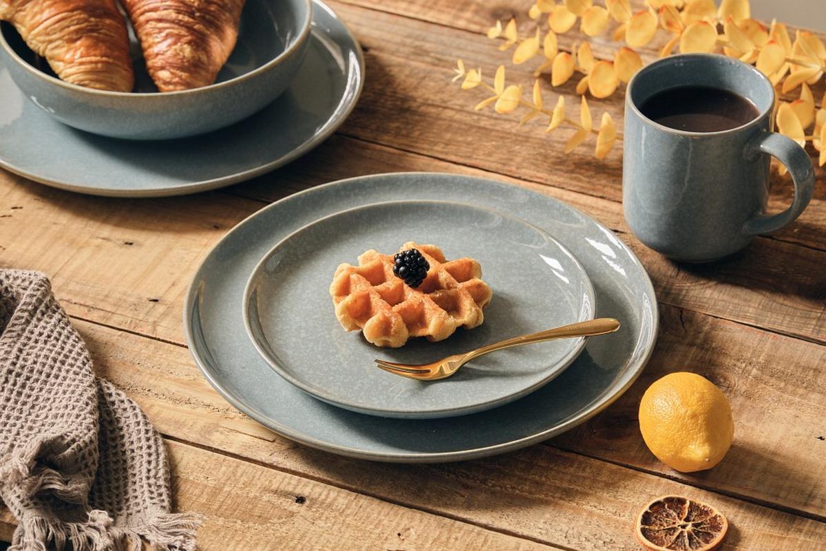 SERWIS OBIADOWO-ŚNIADANIOWY MARBELLA - niebieski, Trend, ceramika - Novel