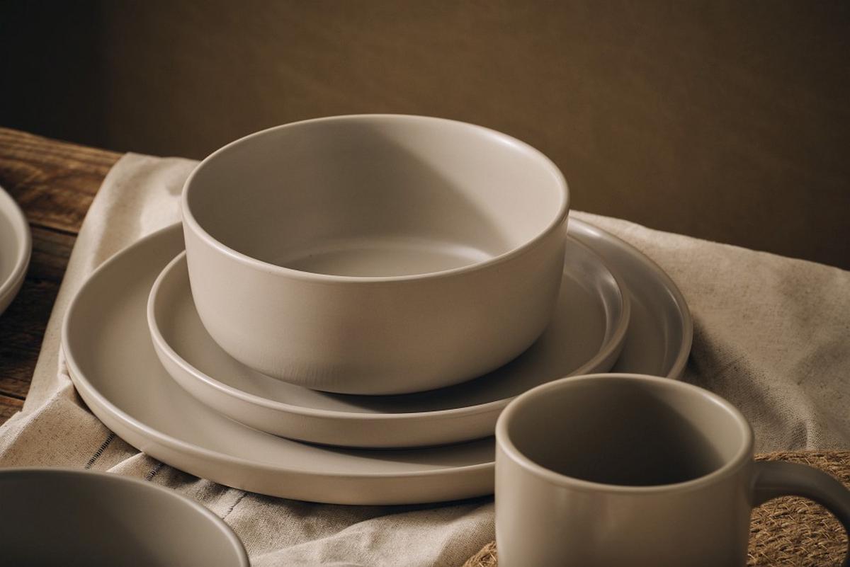 SERWIS OBIADOWO-ŚNIADANIOWY 21015 - taupe, Trend, ceramika - Novel