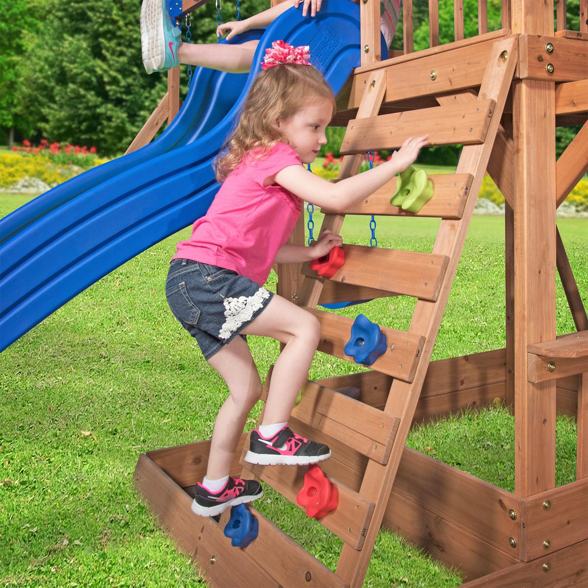 Spielturm Northbrook aus Zeder Massiv - Blau/Rot, Basics, Holz (429,3/299,7/136,9cm) - Ambia Garden