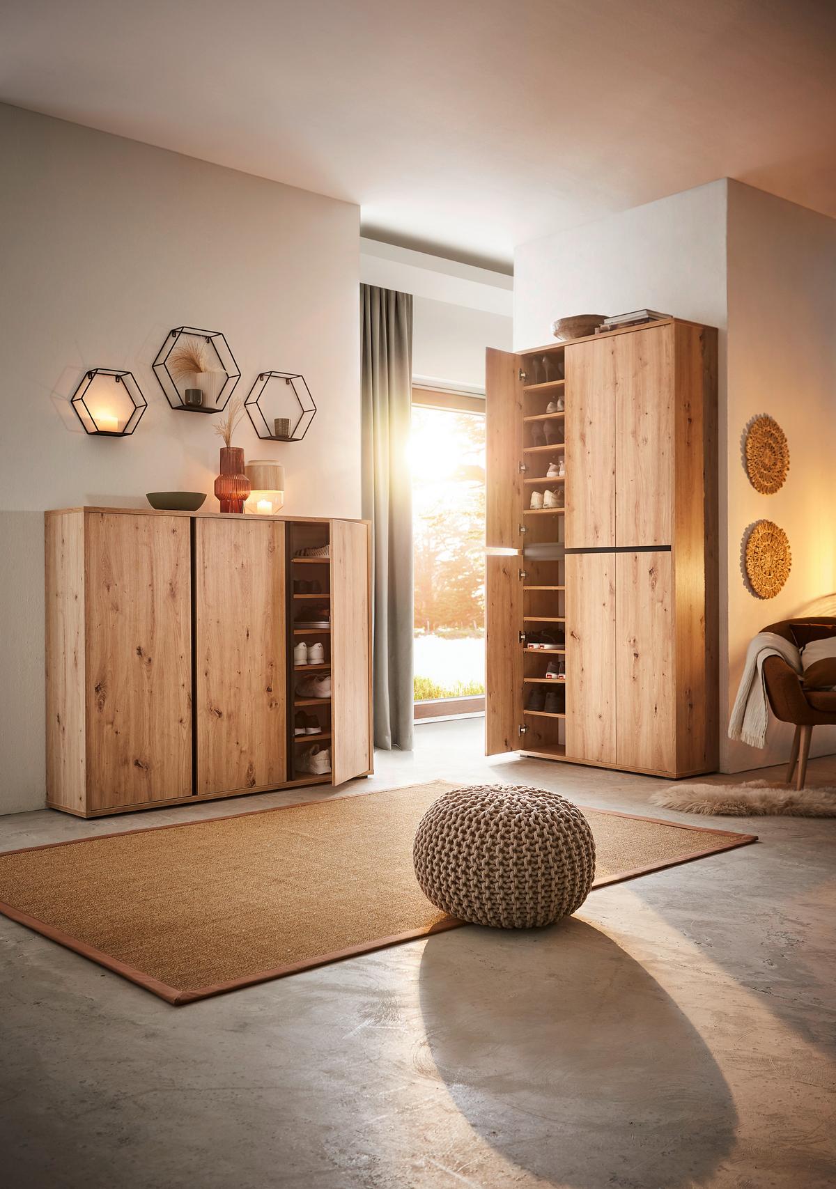 SZAFKA NA BUTY LIV - kolor dębowy, Konventionell, materiał drewnopochodny (145/120/34cm) - Xora