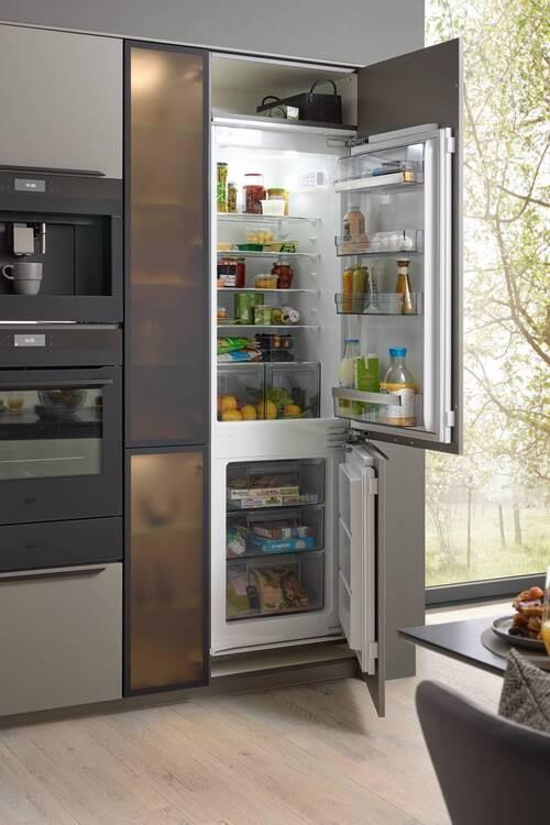 EINBAUKÜCHE EASYTOUCH - Nobilia