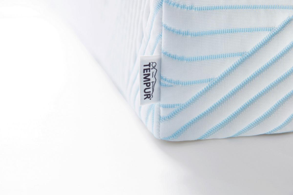 MATERAC NAWIERZCHNIOWY PRO PLUS SMART COOL SOFT - biały, Basics, tkanina (120/200cm) - Tempur
