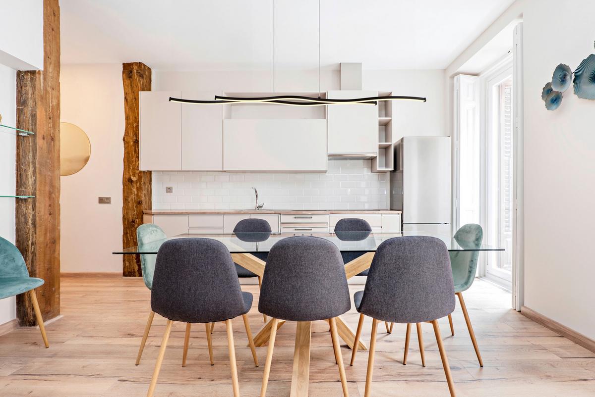 LAMPA WISZĄCA LAVEA - czarny/opal, Design, tworzywo sztuczne/metal (110,4/8,6/120cm) - Novel