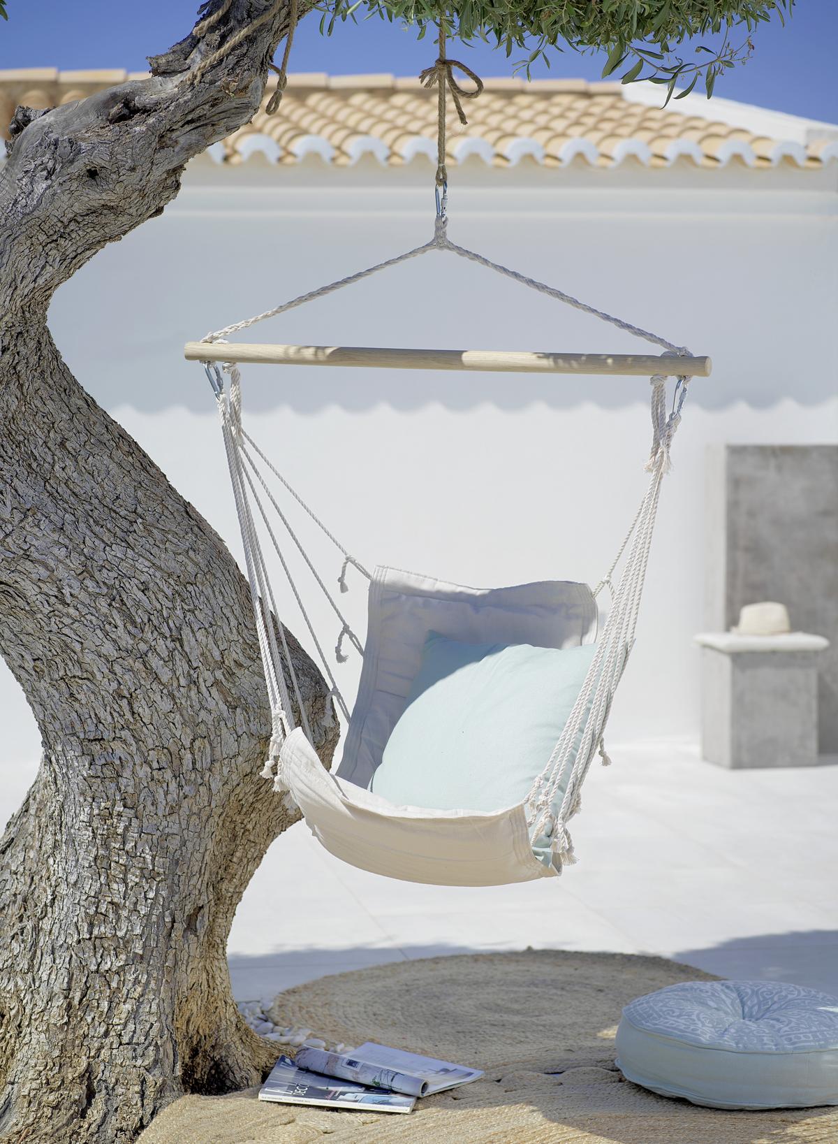 VISEČ SEDEŽ RELAX - siva/naravne barve, tekstil/les (100/47cm) - Modern Living