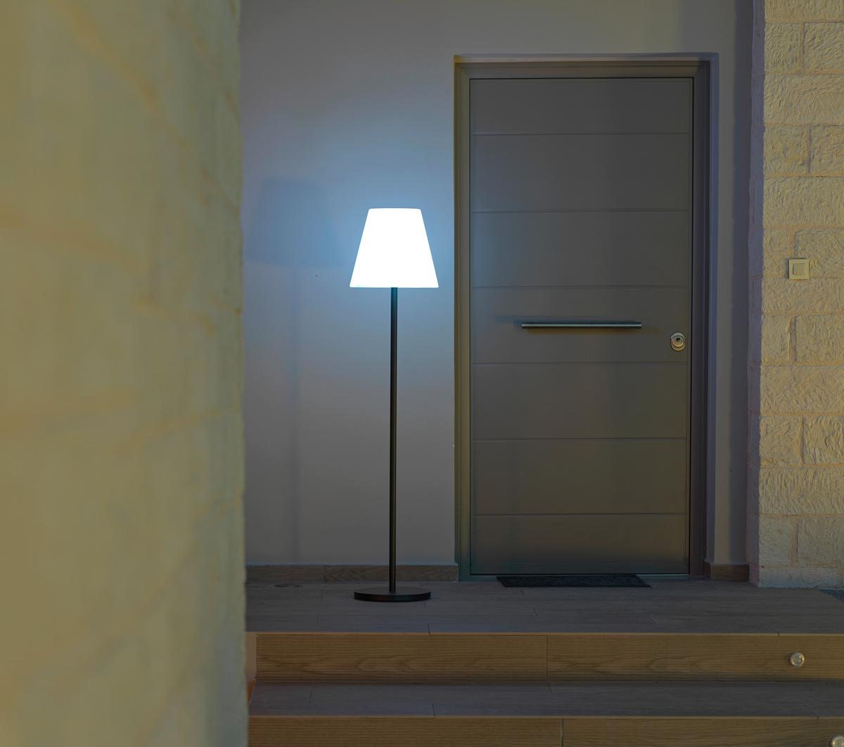 Solarleuchte Laureen in Weiss max. 2,16 Watt - Weiss, Modern, Kunststoff (34/150cm) - Premium Living