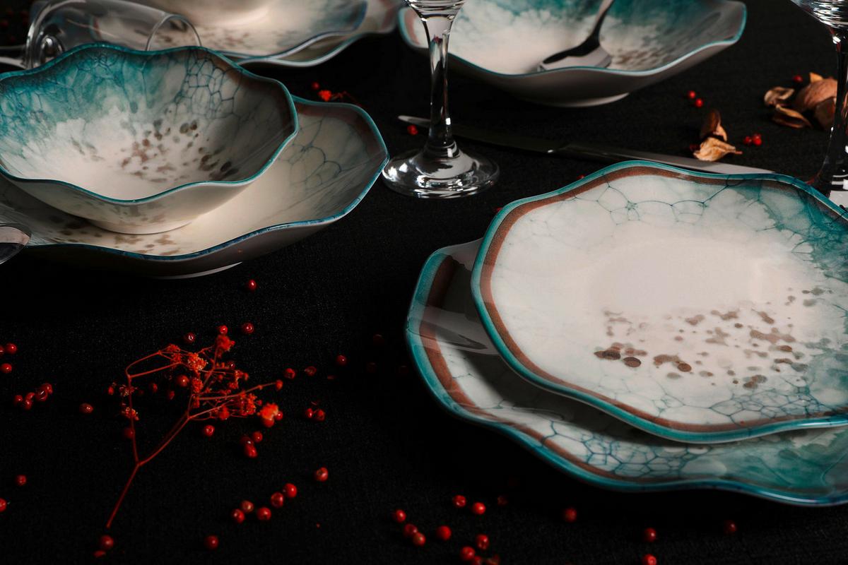 SERWIS OBIADOWO-ŚNIADANIOWY INTERLAKEN - różnokolorowy, Basics, ceramika