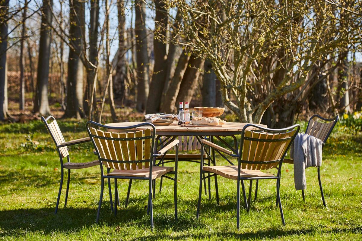 Gartentisch Ellen Anthrazit/Teak - Anthrazit/Teakfarben, Natur, Holz/Metall (130/130/74cm) - Gardenson