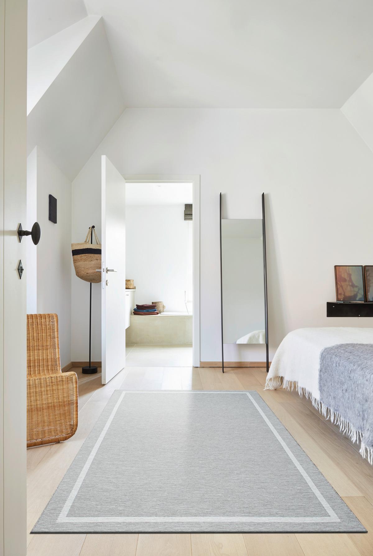 DYWAN ZEWNĘTRZNY AMALFI - kolor srebrny/jasnoszary, Konventionell, tkanina (160/230cm) - Novel