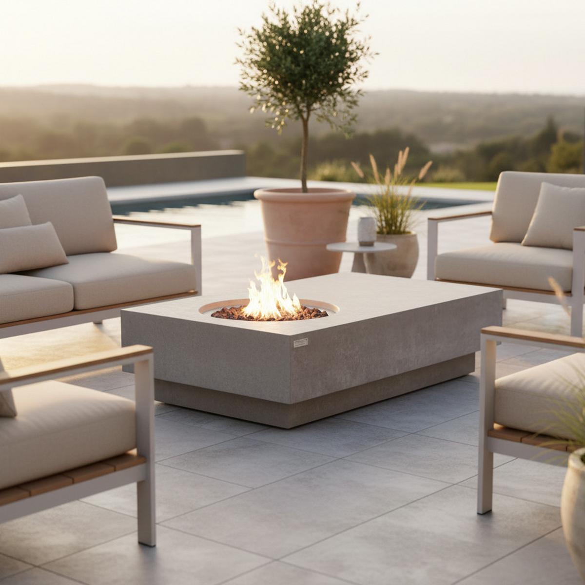 Feuerstelle Metropolis Hellgrau - Hellgrau, KONVENTIONELL, Stein/Metall (142.2/81.3/35.6cm) - Gardenson