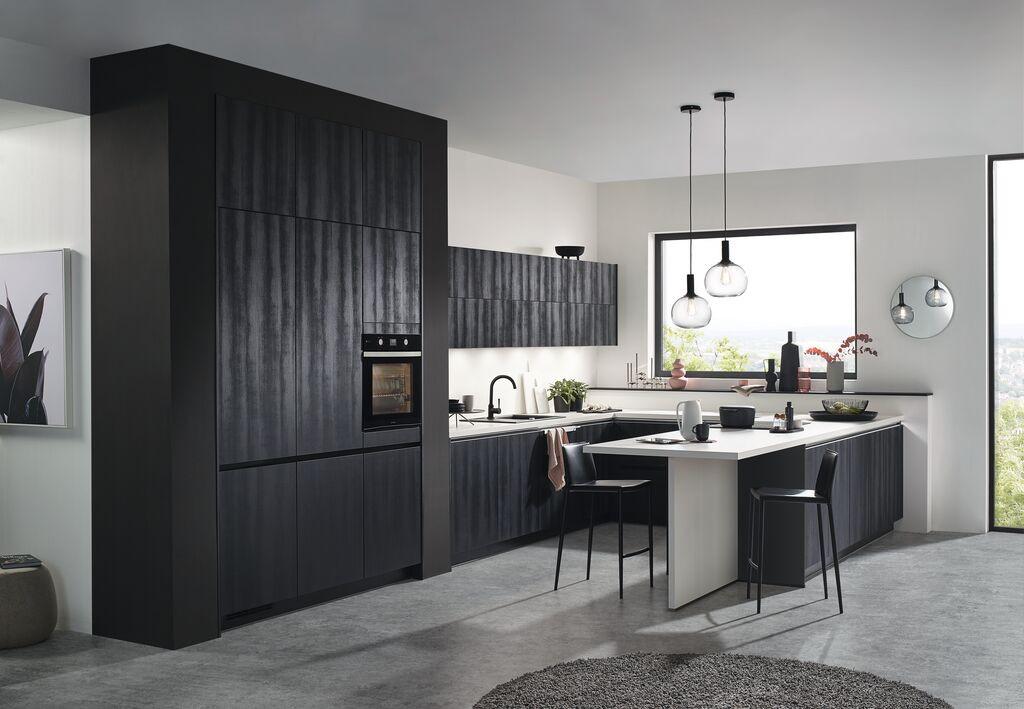 Einbauküche IP 2200 in Schwarz/Eichefarben - Eichefarben/Schwarz, MODERN, Holzwerkstoff - Impuls