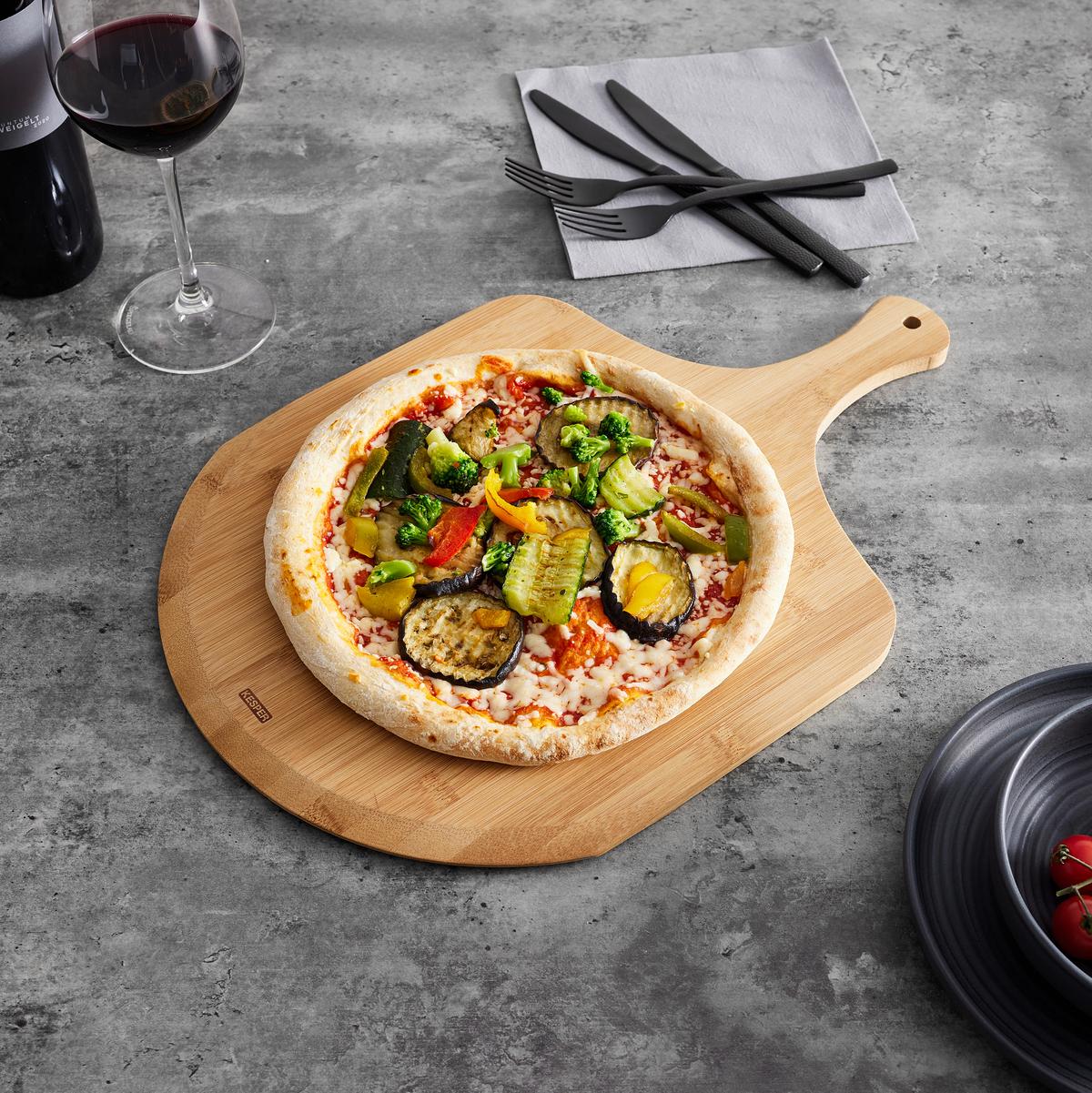 Pizzaschaufel Agneto aus Echtholz - Basics, Holz (32/1,5/21cm) - Kesper
