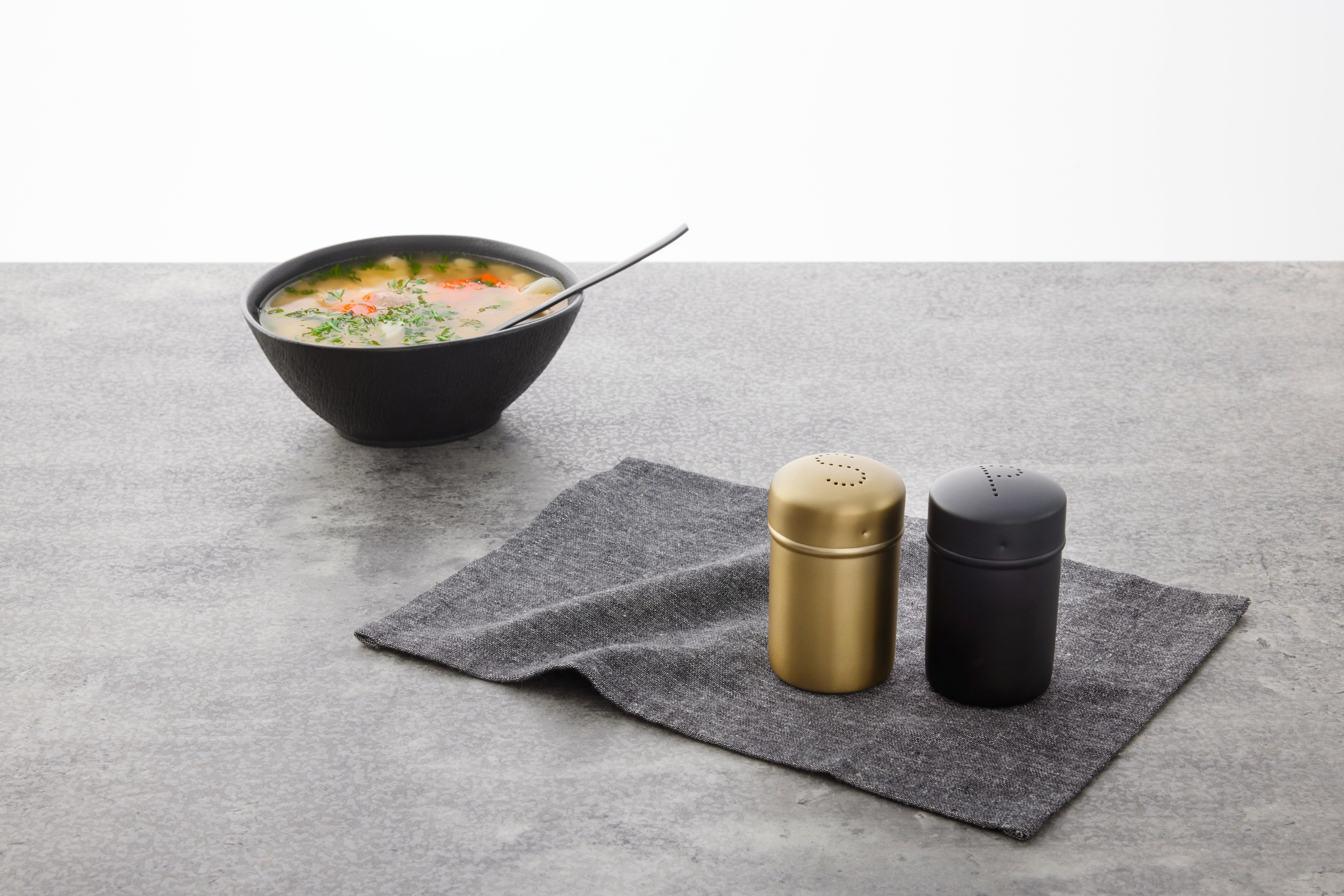 SALT-& PEPPARSTRÖARE GLAMOUR - svart/guldfärgad, Modern, metall - Mömax